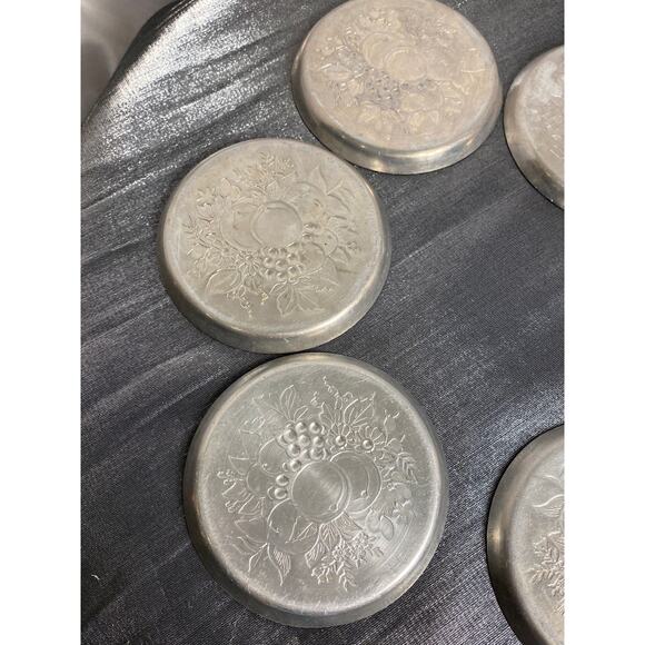Vintage Set of 6 Forged Aluminum Round Drink Coasters fruit floral pattern EUC - Picture 13 of 14